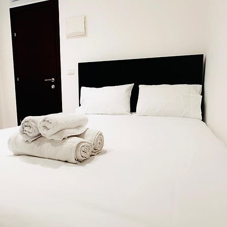 Underground Hotel Tel Aviv Exterior photo