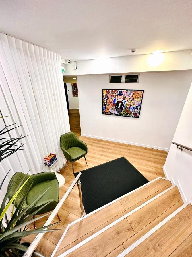 Underground Hotel Tel Aviv Exterior photo