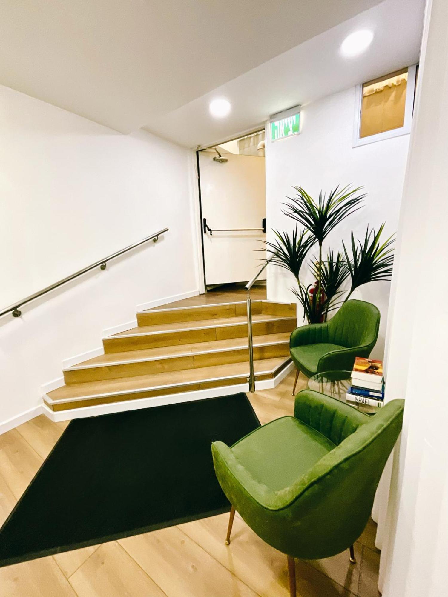 Underground Hotel Tel Aviv Exterior photo